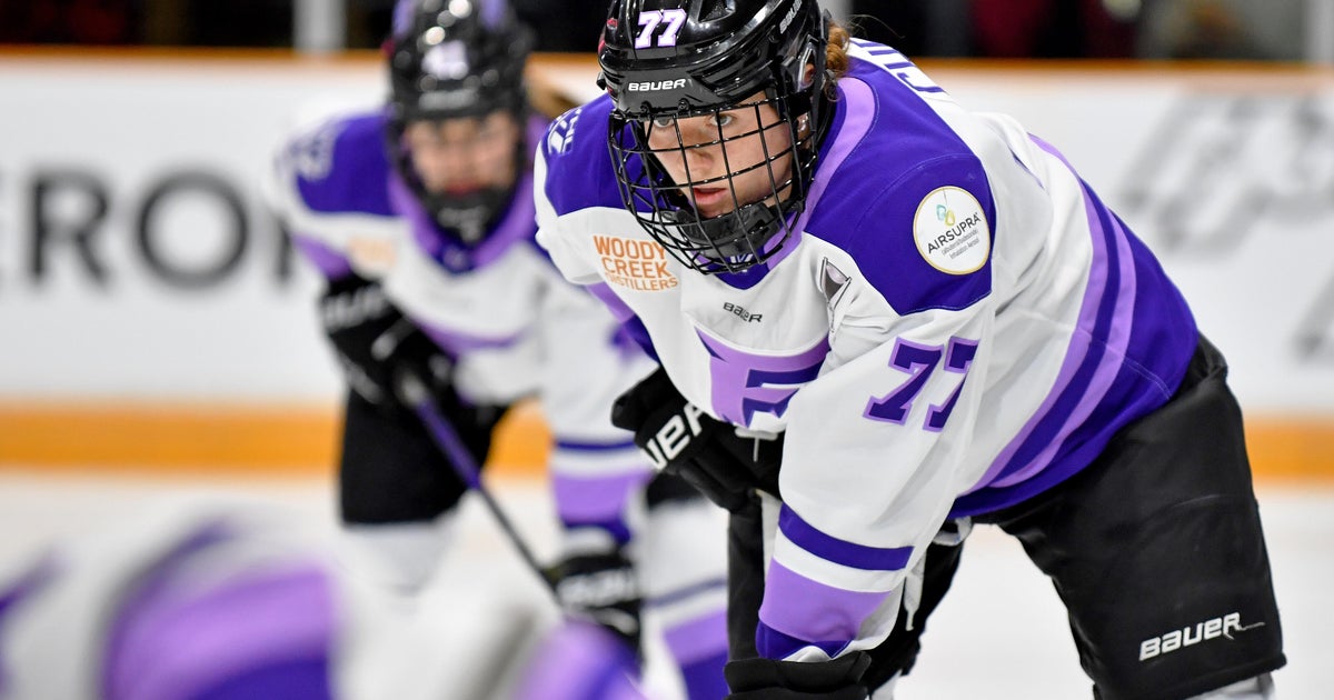 Curl-Salemme Embraces 'Villain' Role Amid Controversy in PWHL Playoffs
