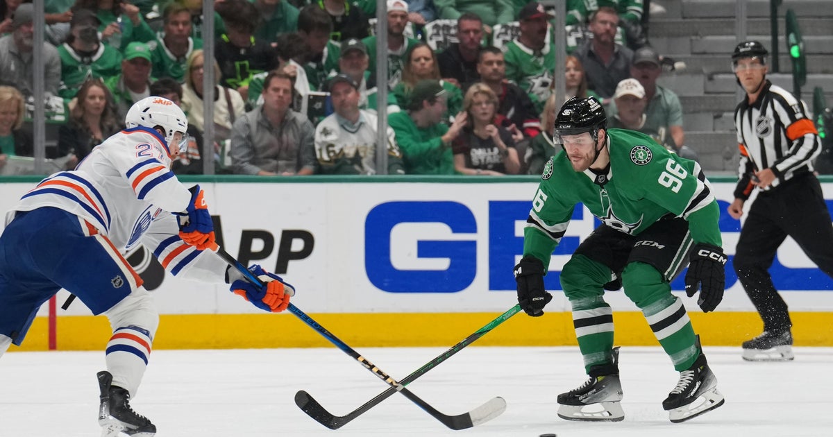 Oilers Dominate Stars 3-0 to Level Western Conference Final