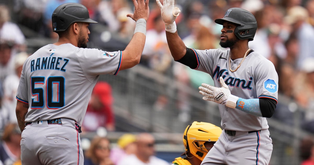 Marlins Triumph Over Padres in High-Scoring Affair
