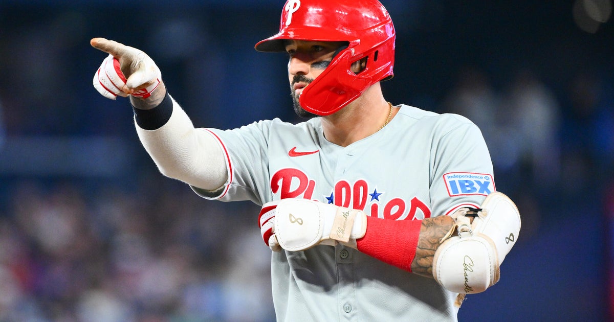 Blue Jays Dominate Phillies in 9-1 Victory