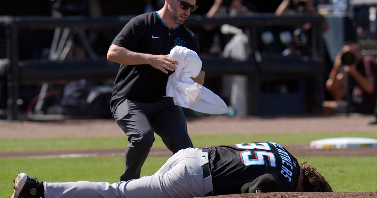 Marlins' Weathers Overcomes Head Injury to Pitch Against Rays