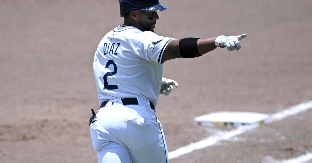 Díaz's Heroics Propel Rays to 3-2 Victory Over Marlins