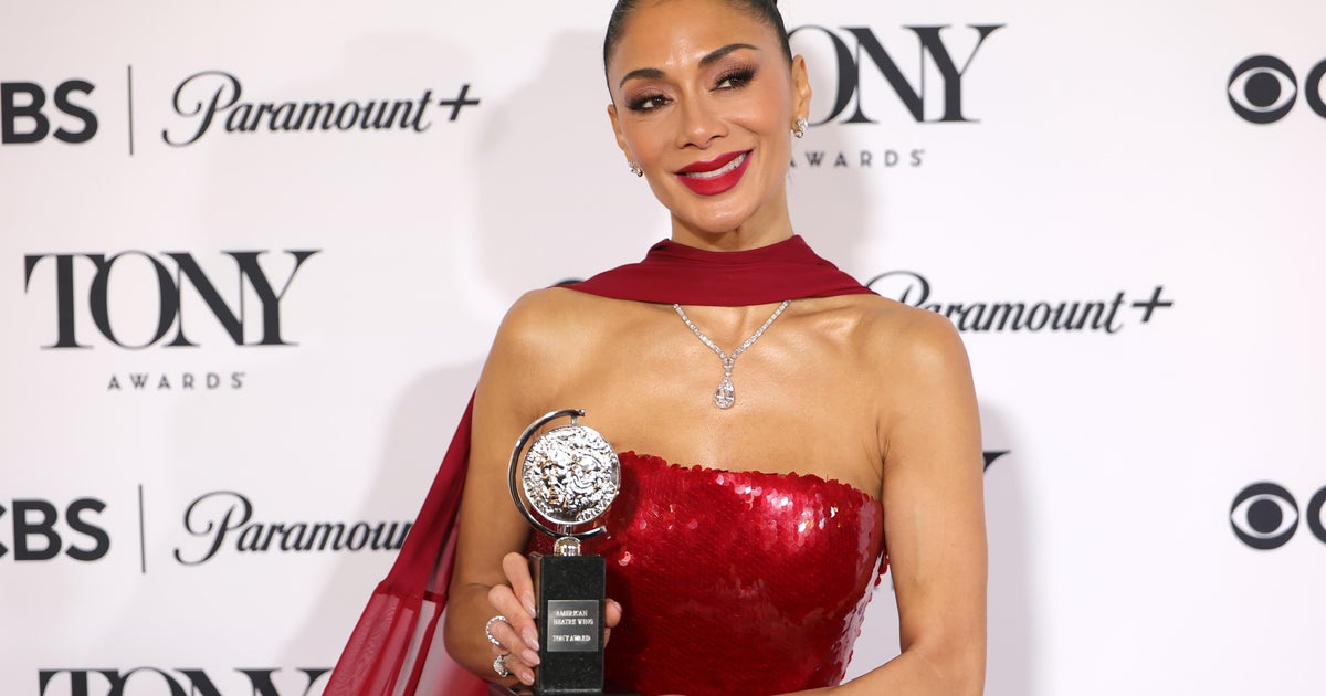 Nicole Scherzinger Takes Home 2025 Tony Award for Best Leading Actress