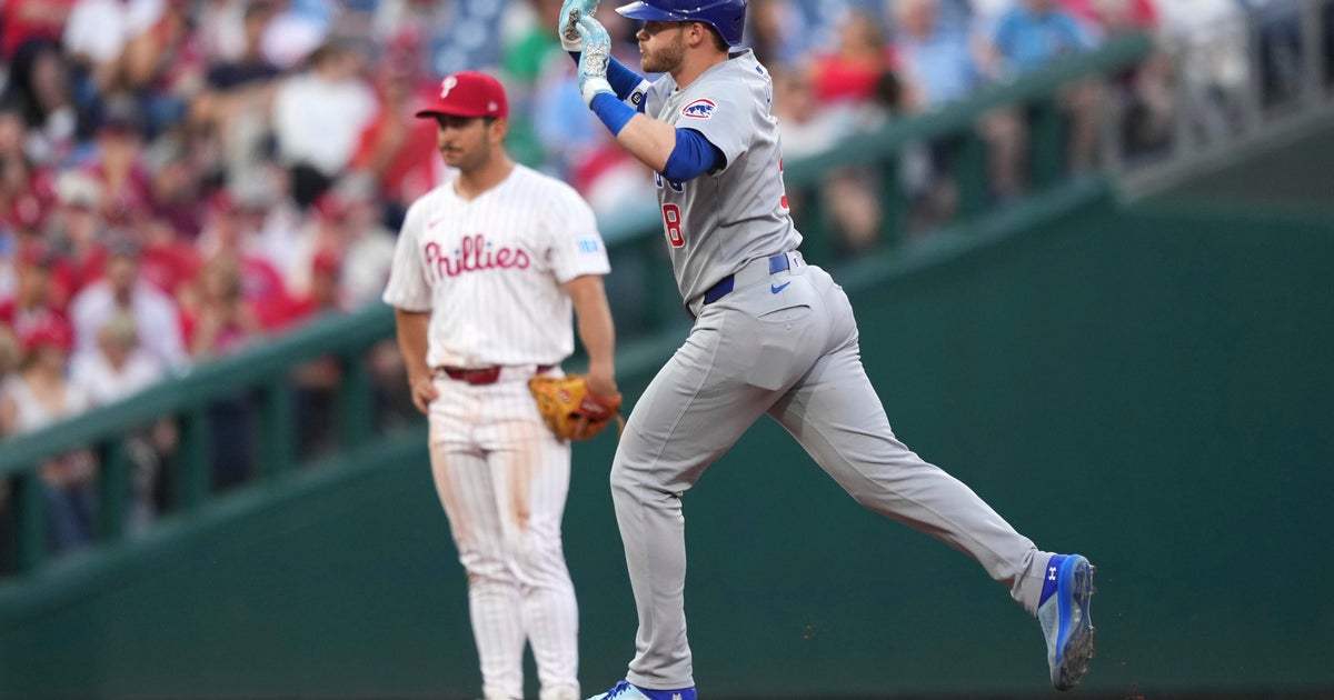 Happ's Two Homers Propel Cubs Past Phillies in 8-4 Victory