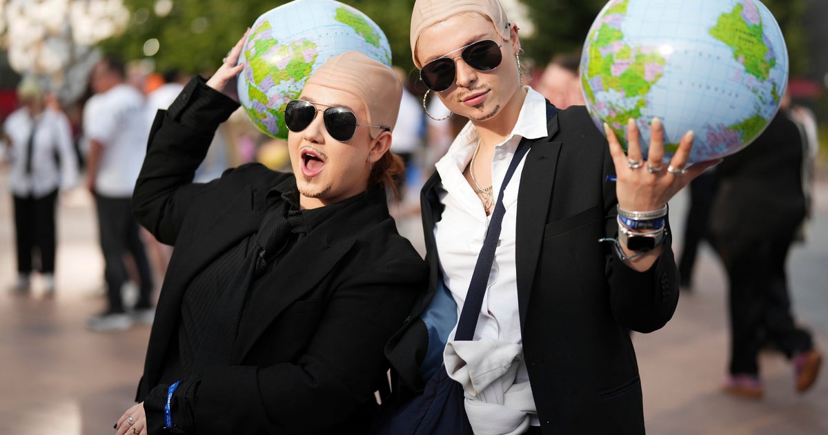 Pitbull's Fans Embrace Clone Culture at Concerts Worldwide