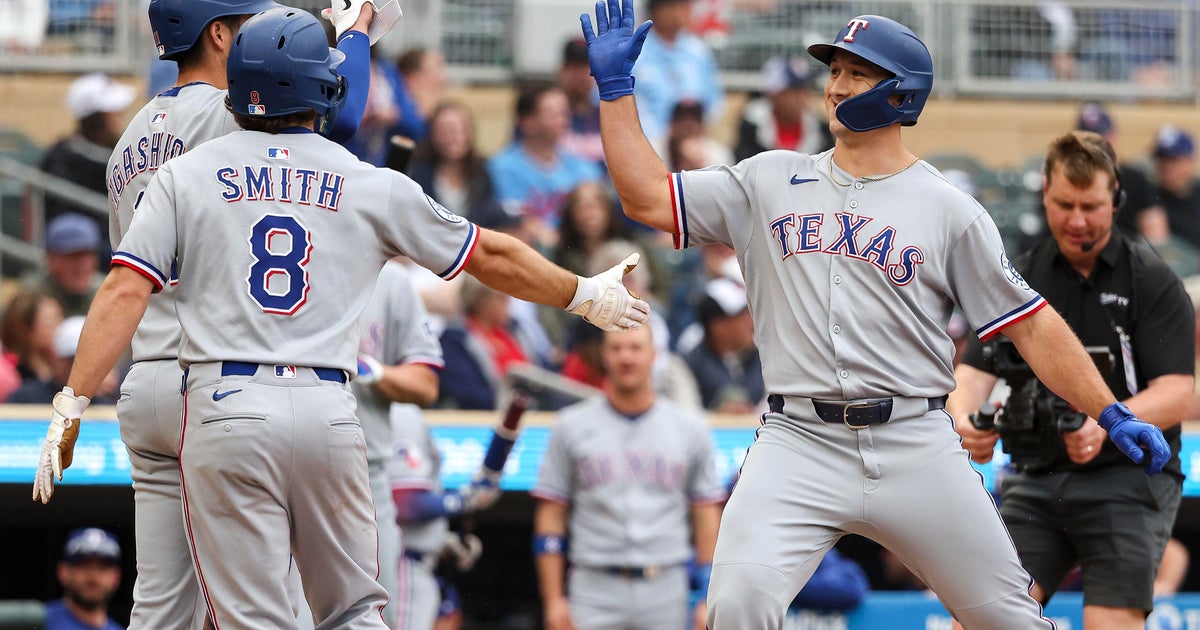 Rangers Smash Six Home Runs in 16-3 Victory Over Twins