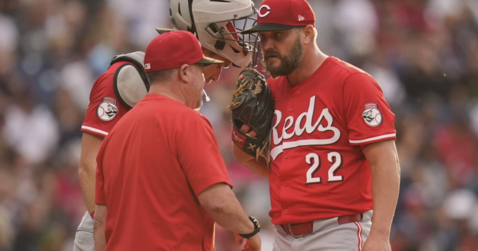 Wade Miley Named in Court Documents as Alleged Drug Supplier for Tyler Skaggs