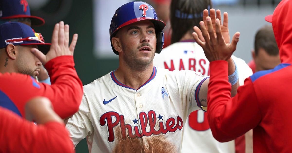 Otto Kemp Shines with First 4-Hit Game in Phillies' Victory