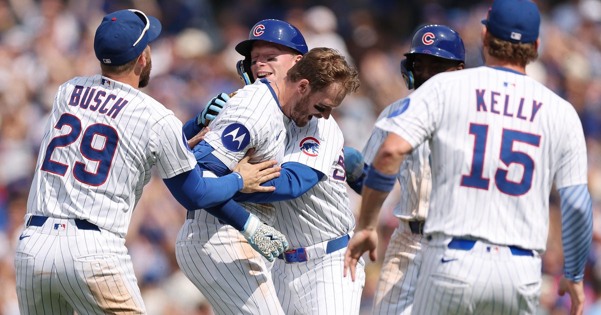 Happ's 10th-Inning Single Secures Cubs' Victory Over Pirates