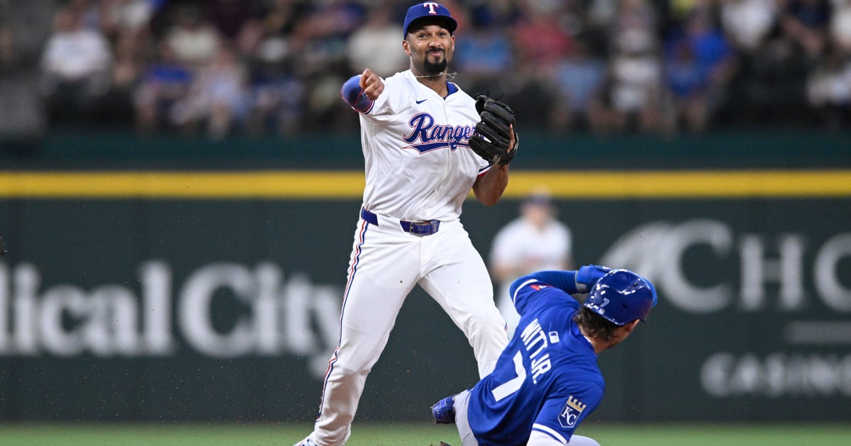 Royals Achieve First Sweep in Texas Since 2003 with 4-1 Victory