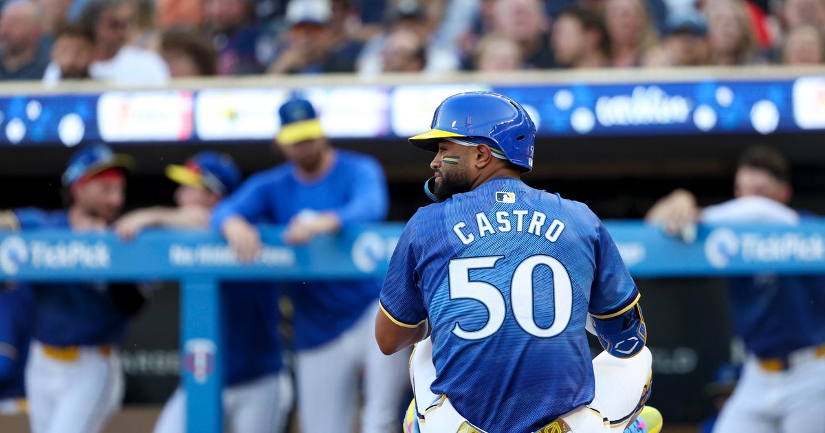 Brewers Overwhelm Twins 17-6 at Target Field