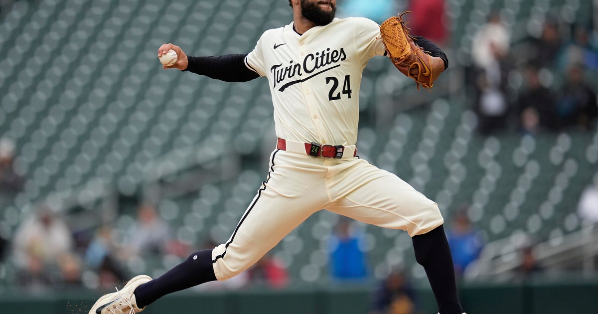 Twins Dominate Mariners 10-1 with Stellar Pitching and Larnach's Power