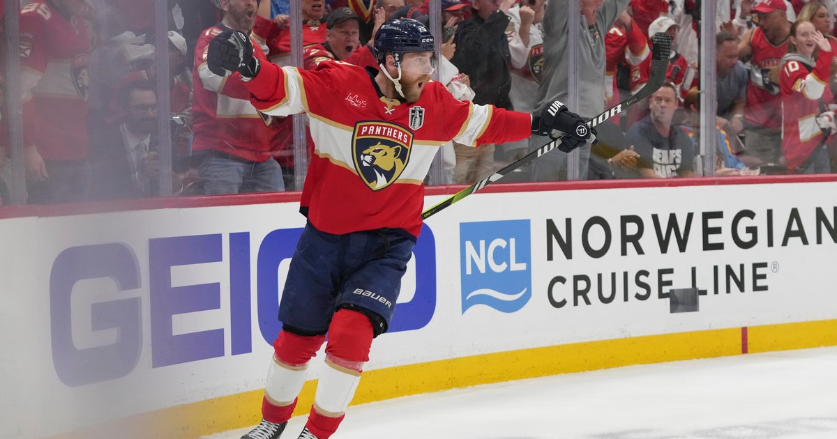 Sam Bennett Commits to Panthers, Eyes Dynasty Potential