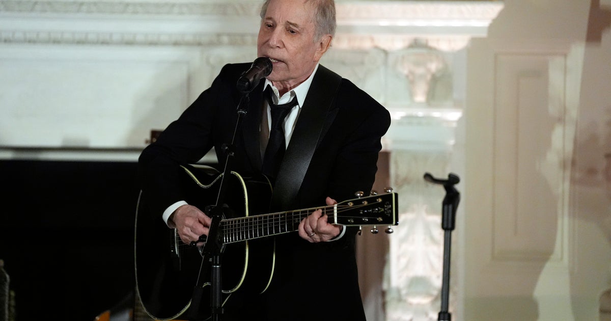 Paul Simon Cancels Philadelphia Shows Due to Back Pain