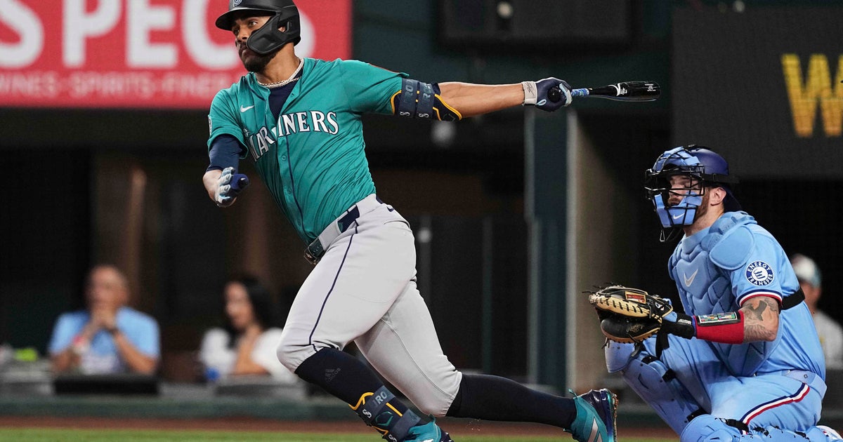 Mariners Secure Series Win Over Rangers with Late-Inning Heroics