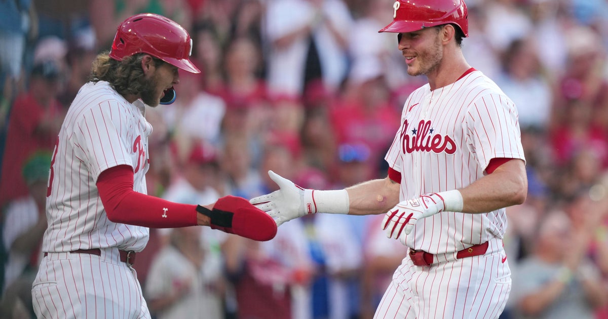 Phillies Split Doubleheader with Padres as Kepler and Marsh Shine