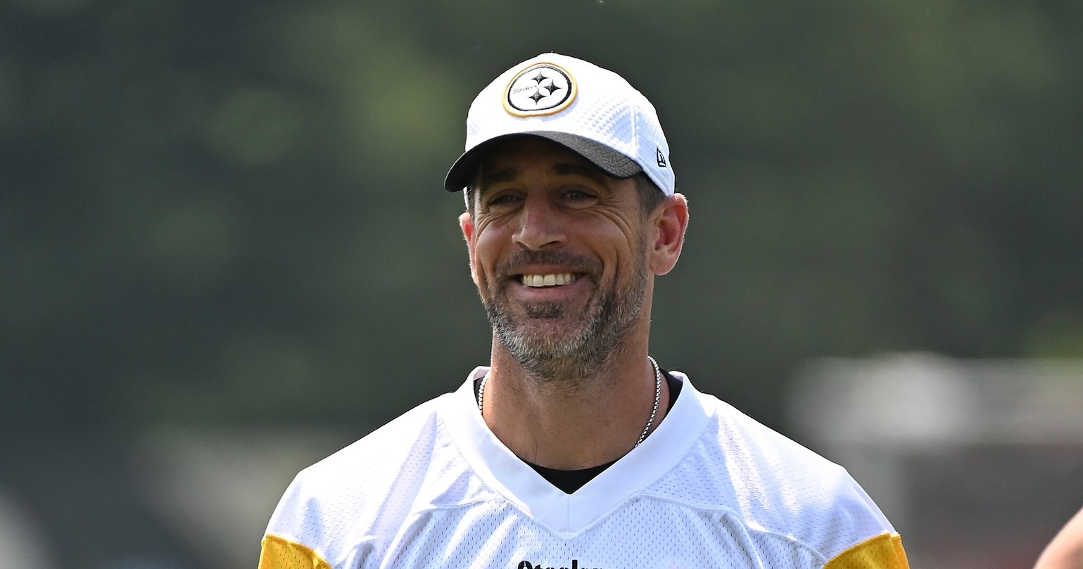 Aaron Rodgers Surprises Fans with Secret Marriage and Social Media Return