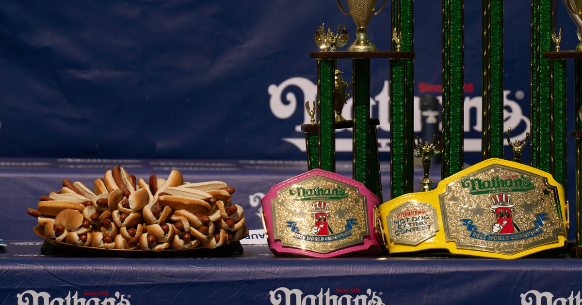 Nathan's Hot Dog Eating Contest 2025 Begins in Coney Island