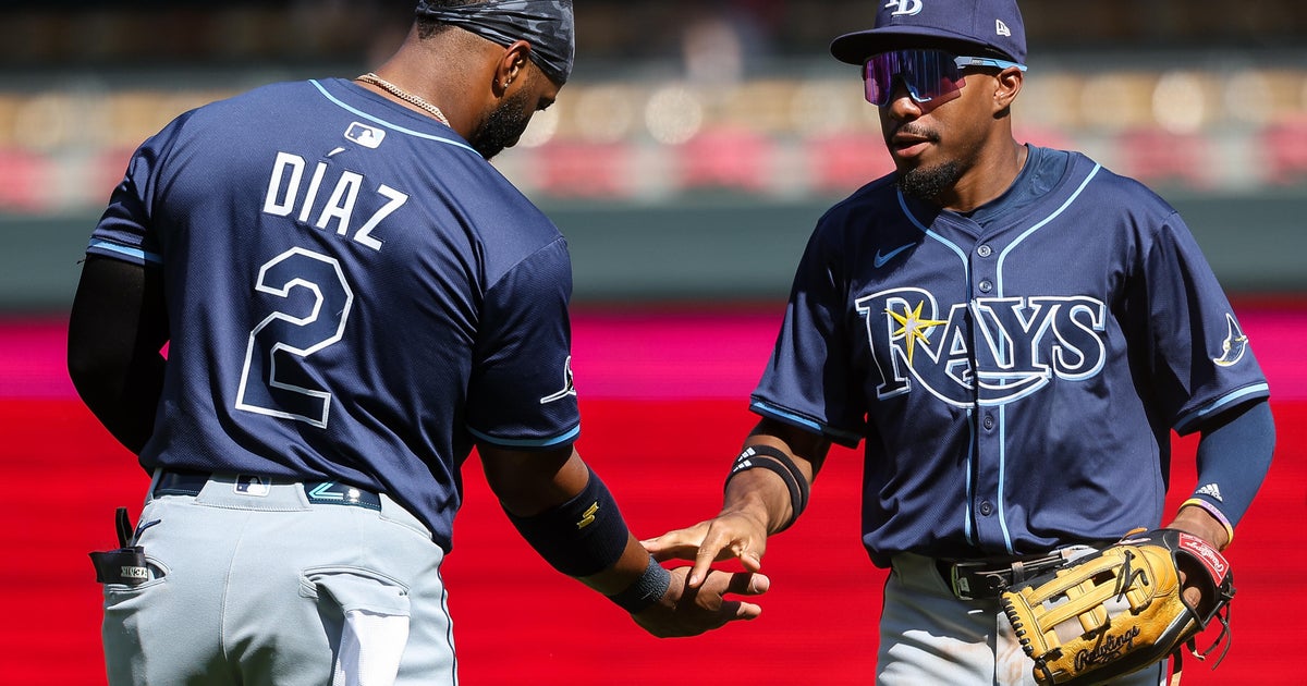 Yandy Díaz Powers Rays to 7-5 Victory Over Twins with Key 10th Inning Double
