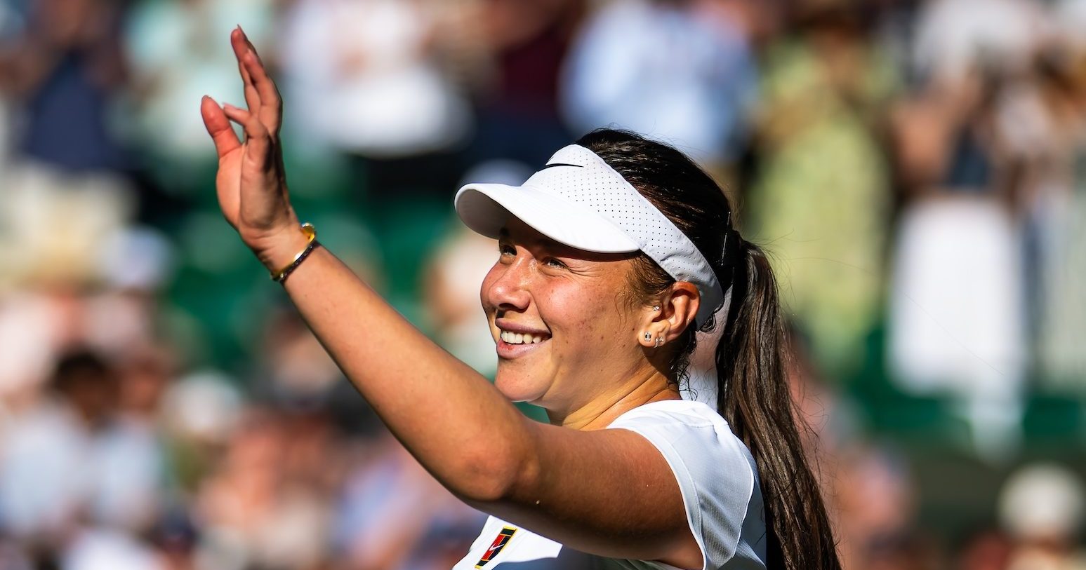 Amanda Anisimova: A Rising Star in Tennis