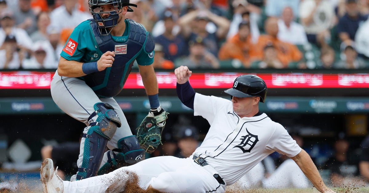 Mariners Overpower Tigers 15-7; Mize Struggles on the Mound