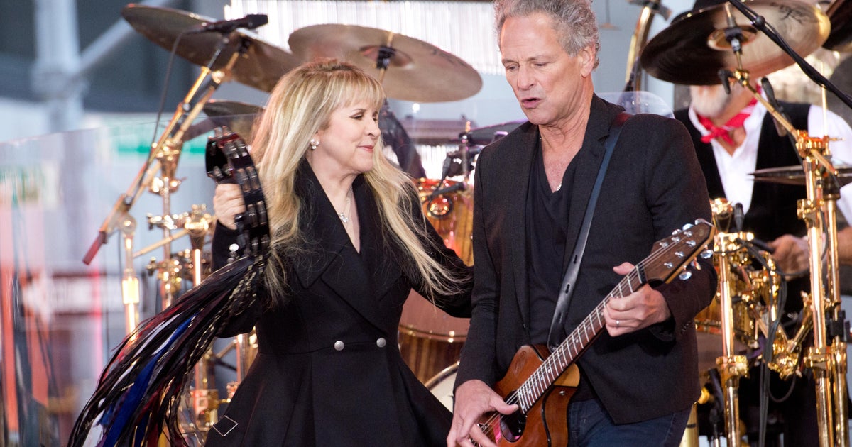 Billboard Sparks Reunion Rumors for Stevie Nicks and Lindsey Buckingham