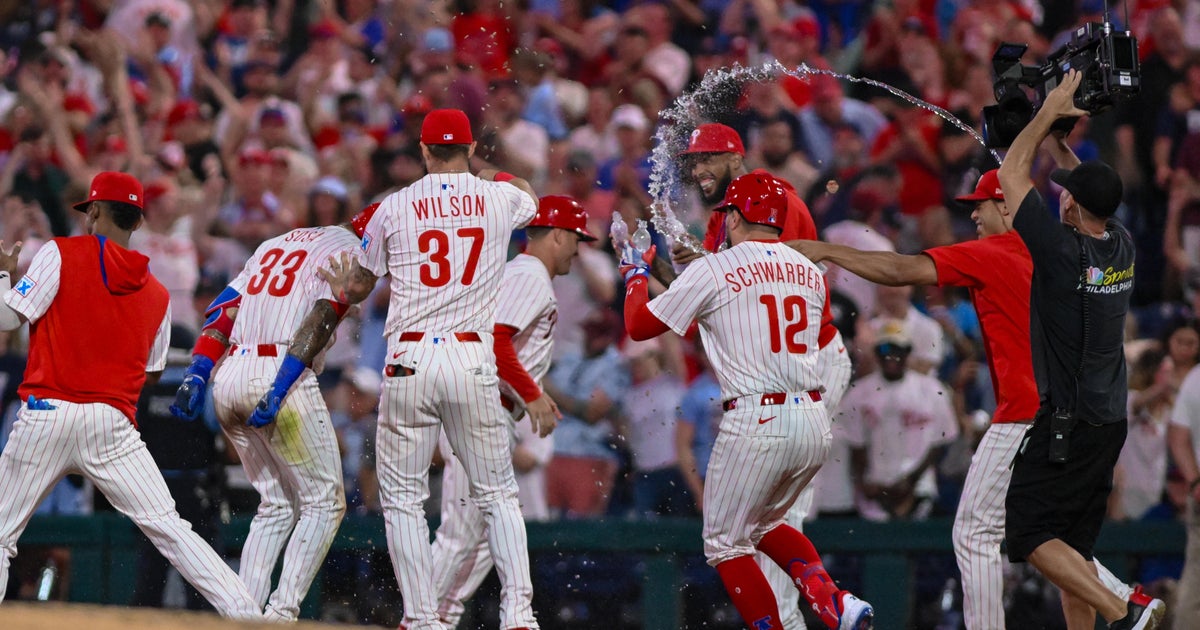 Phillies Rookie Otto Kemp Experiences Rare Walk-Off Catcher's Interference