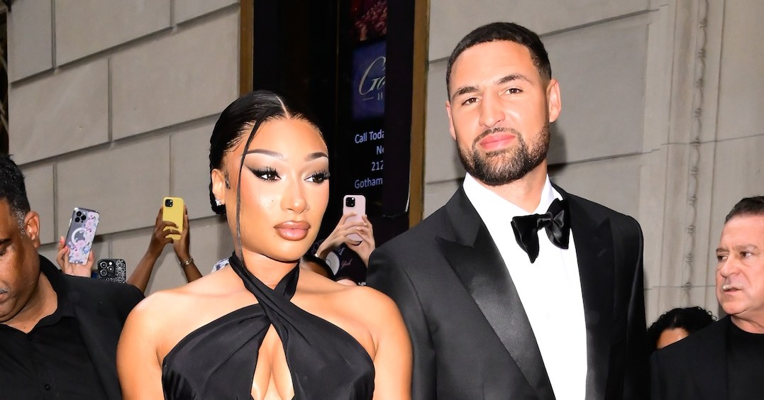 Klay Thompson Guides Megan Thee Stallion on the Golf Course
