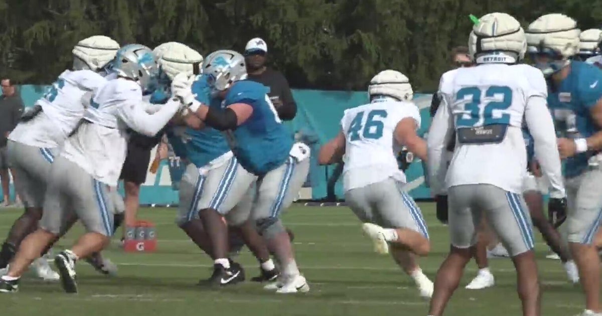 Lions Coach Dan Campbell Discusses Alex Anzalone During Training Camp
