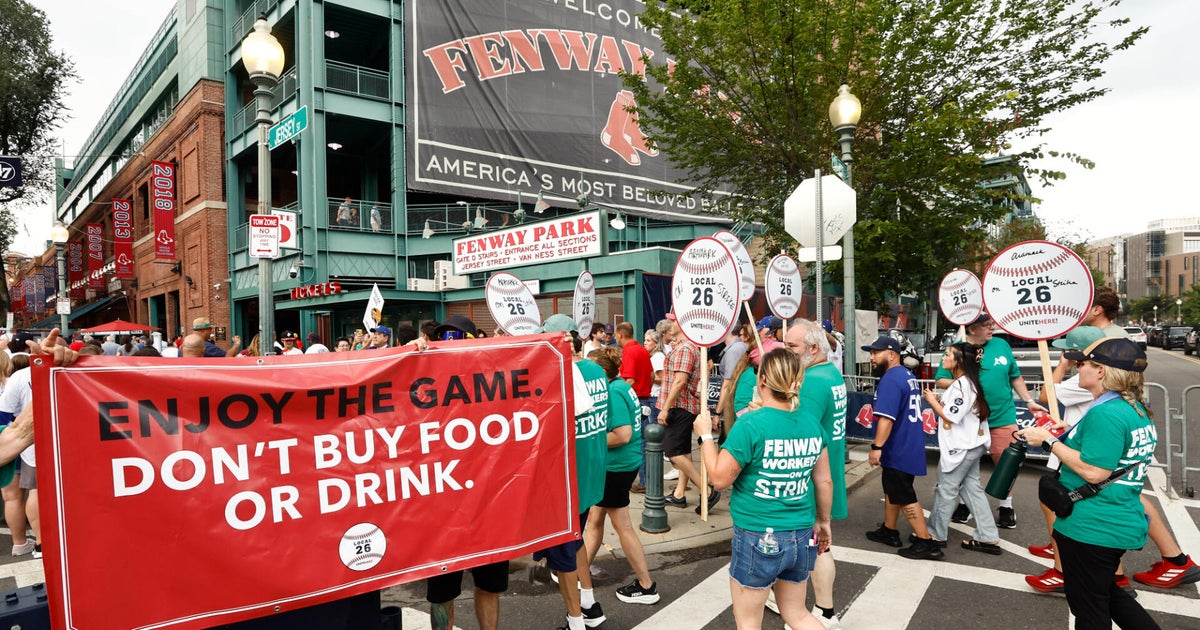 Fenway Park Concessions Workers Strike Disrupts Red Sox-Dodgers Series