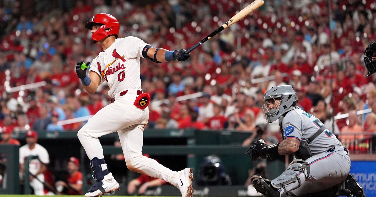 Cardinals Dominate Marlins with 7-1 Victory