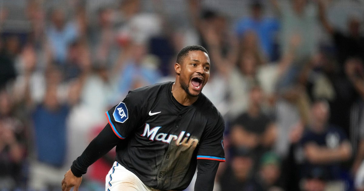 Marlins Triumph Over Yankees in High-Scoring Thriller