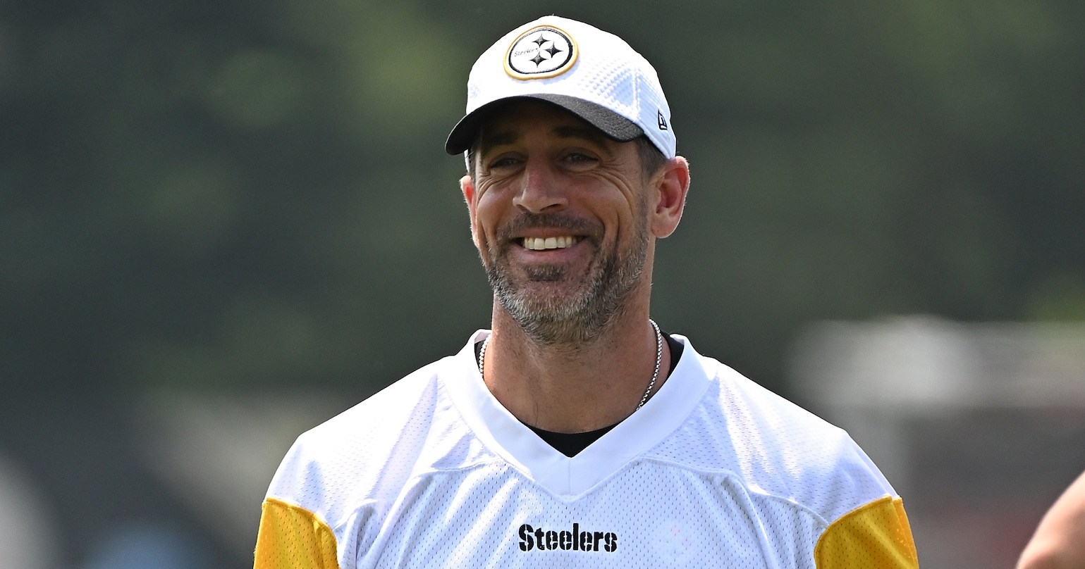Aaron Rodgers to Sit Out Steelers Preseason Opener