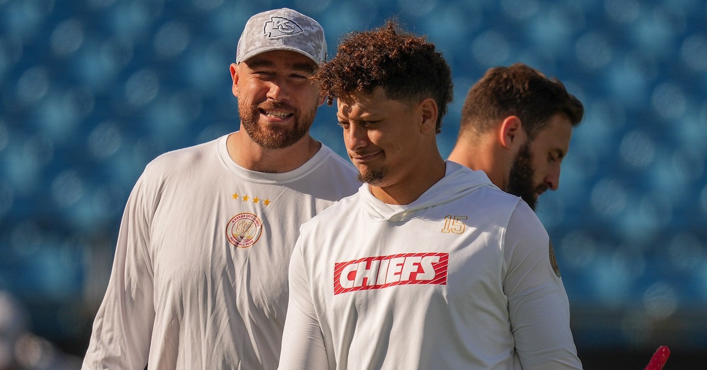 Mahomes Sets the Record Straight on Kelce and Swift Engagement