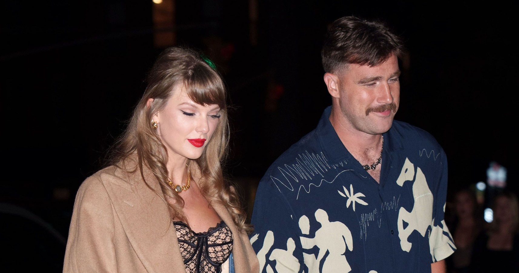 Taylor Swift and Travis Kelce Share a Romantic Evening After Chiefs Game