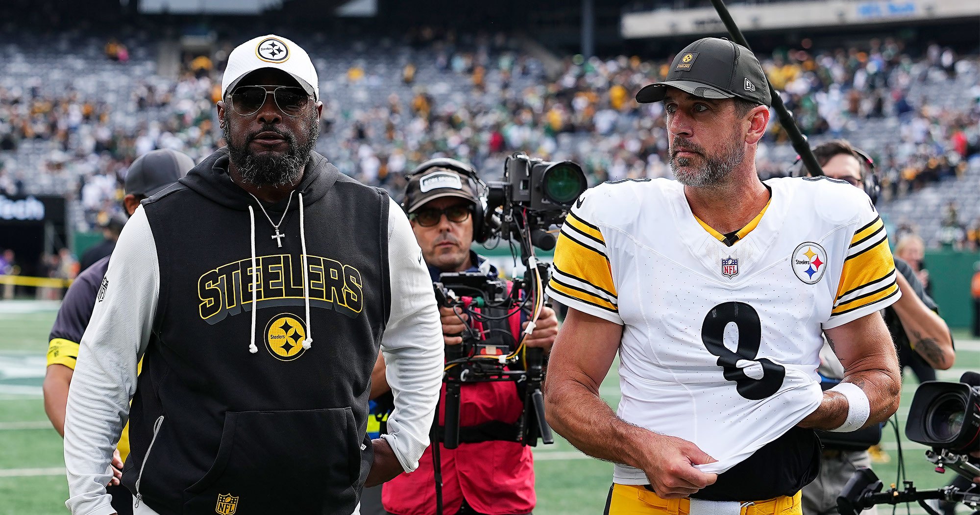 Mike Tomlin Offers Candid Take on Aaron Rodgers' Performance